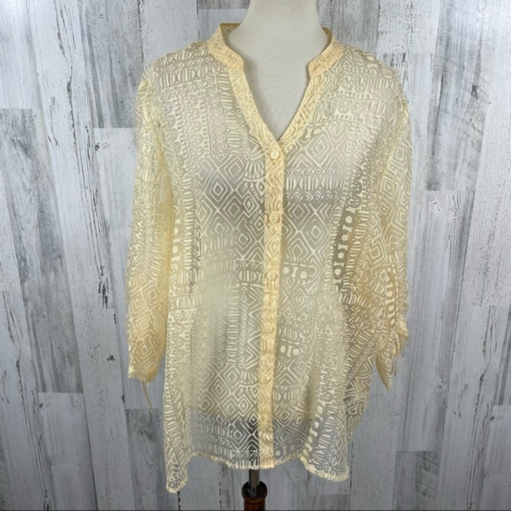 Erika Women’s Plus Size Sheer Yellow Print 3/4 Sleeve Button Down Blouse‎ Top 1X